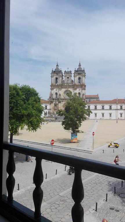 Hostel Rossio Alcobaça Extérieur photo